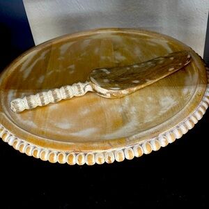 Mud Pie New cake plate with server tool